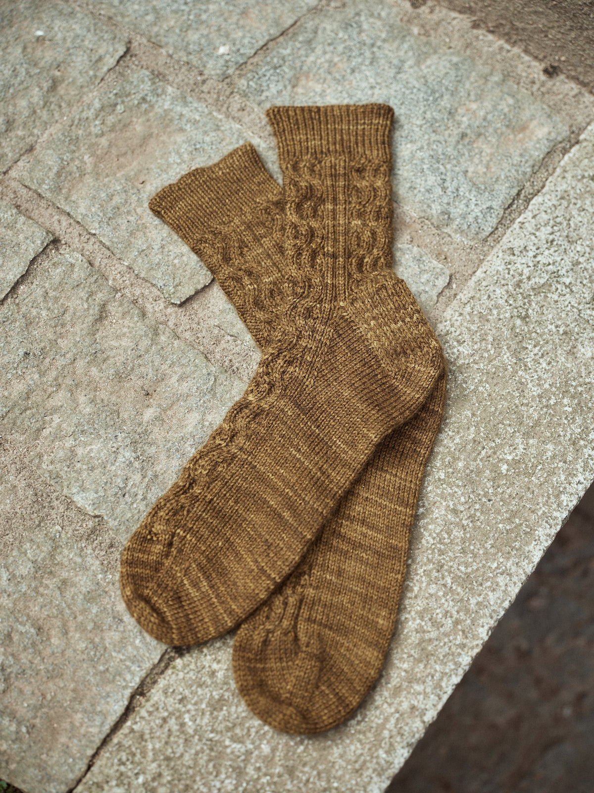 Laine Publishing - Foundations: 20 Knitted Accessories