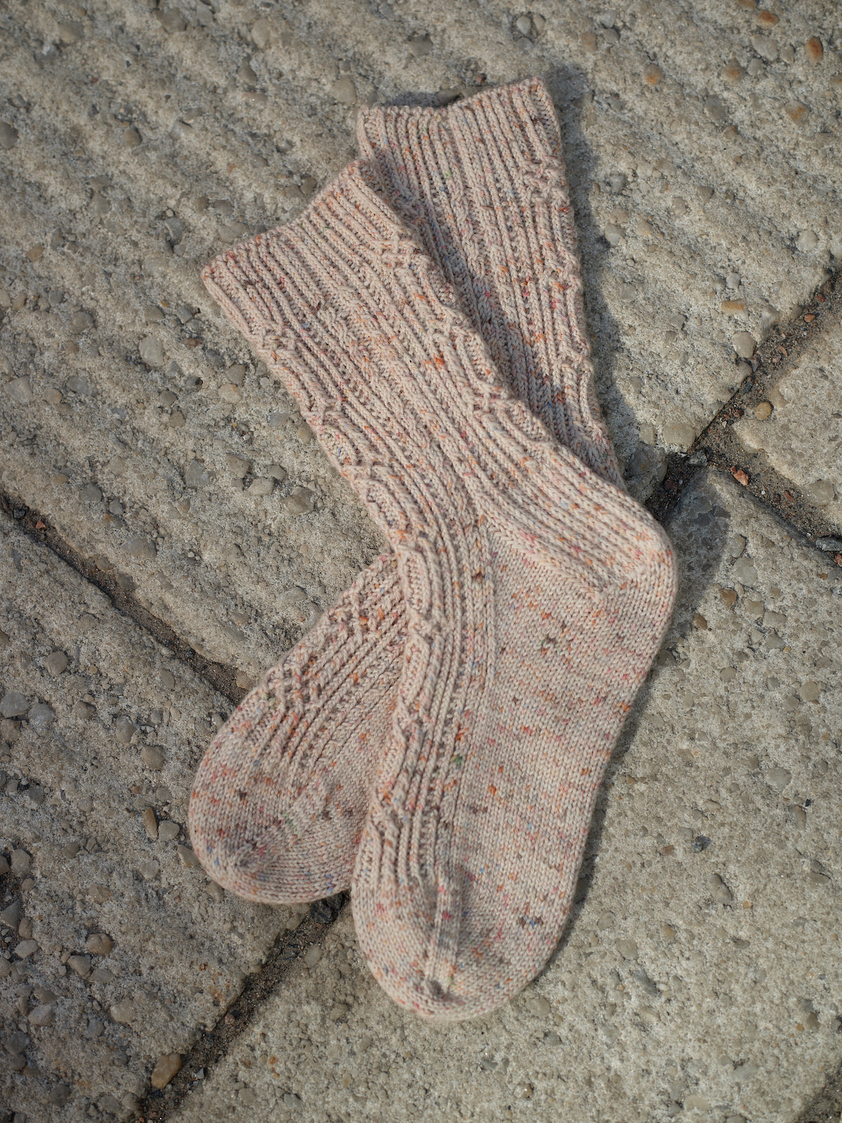 Laine Publishing - Foundations: 20 Knitted Accessories