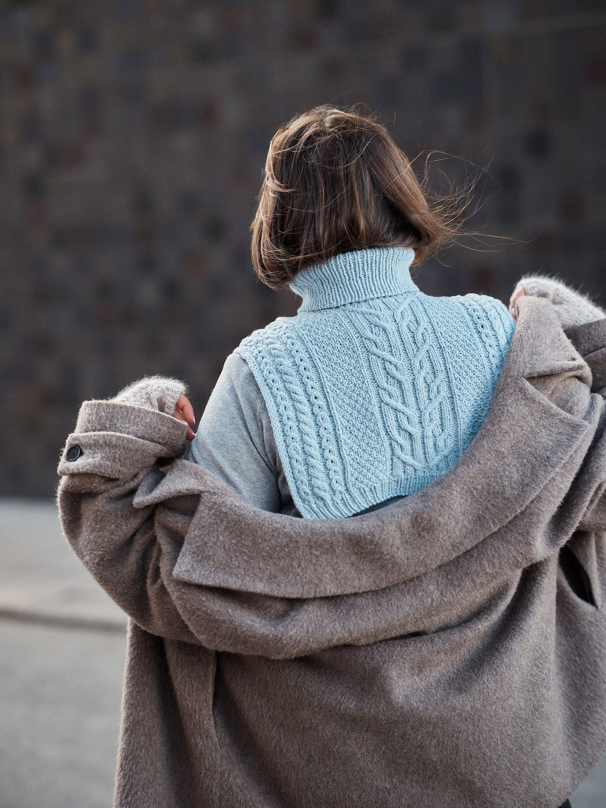 Laine Publishing - Foundations: 20 Knitted Accessories