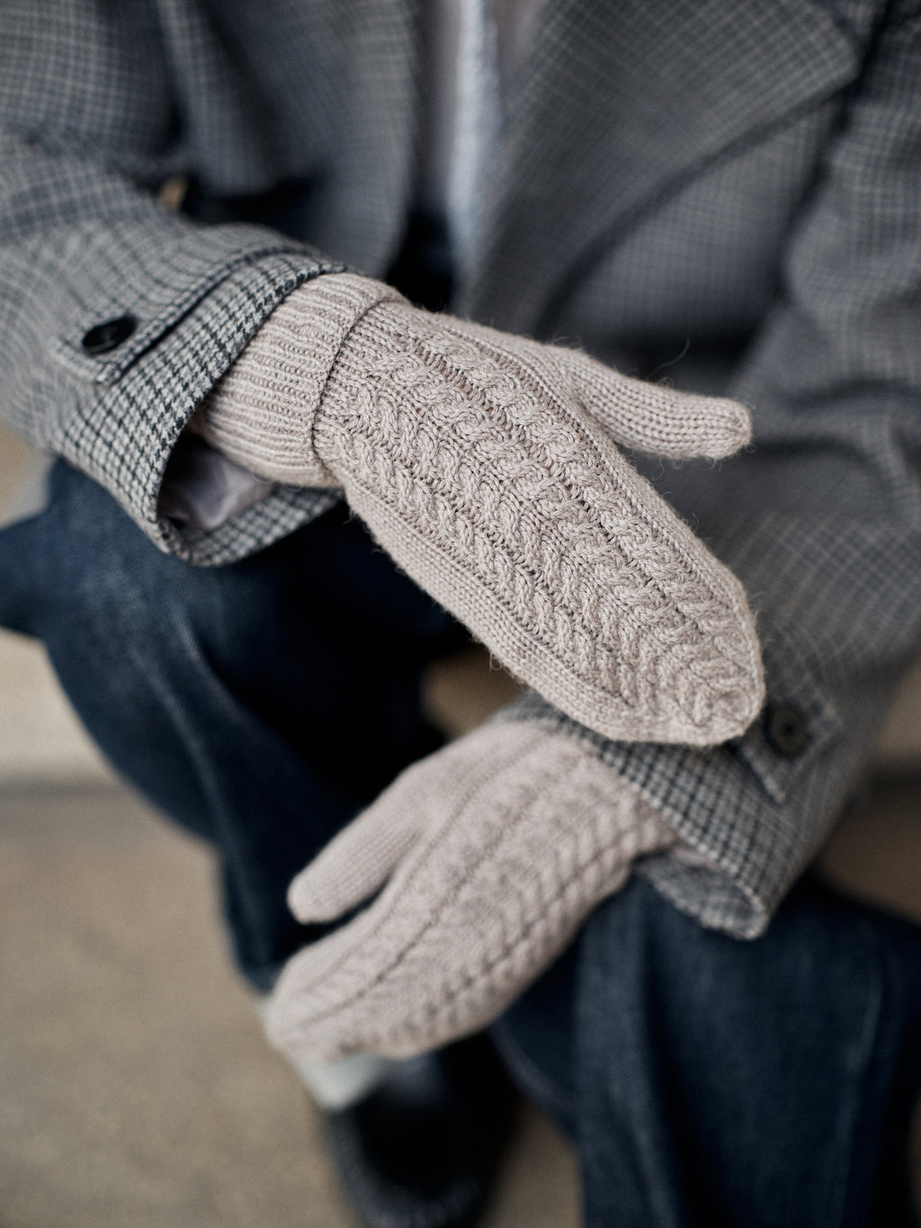 Laine Publishing - Foundations: 20 Knitted Accessories