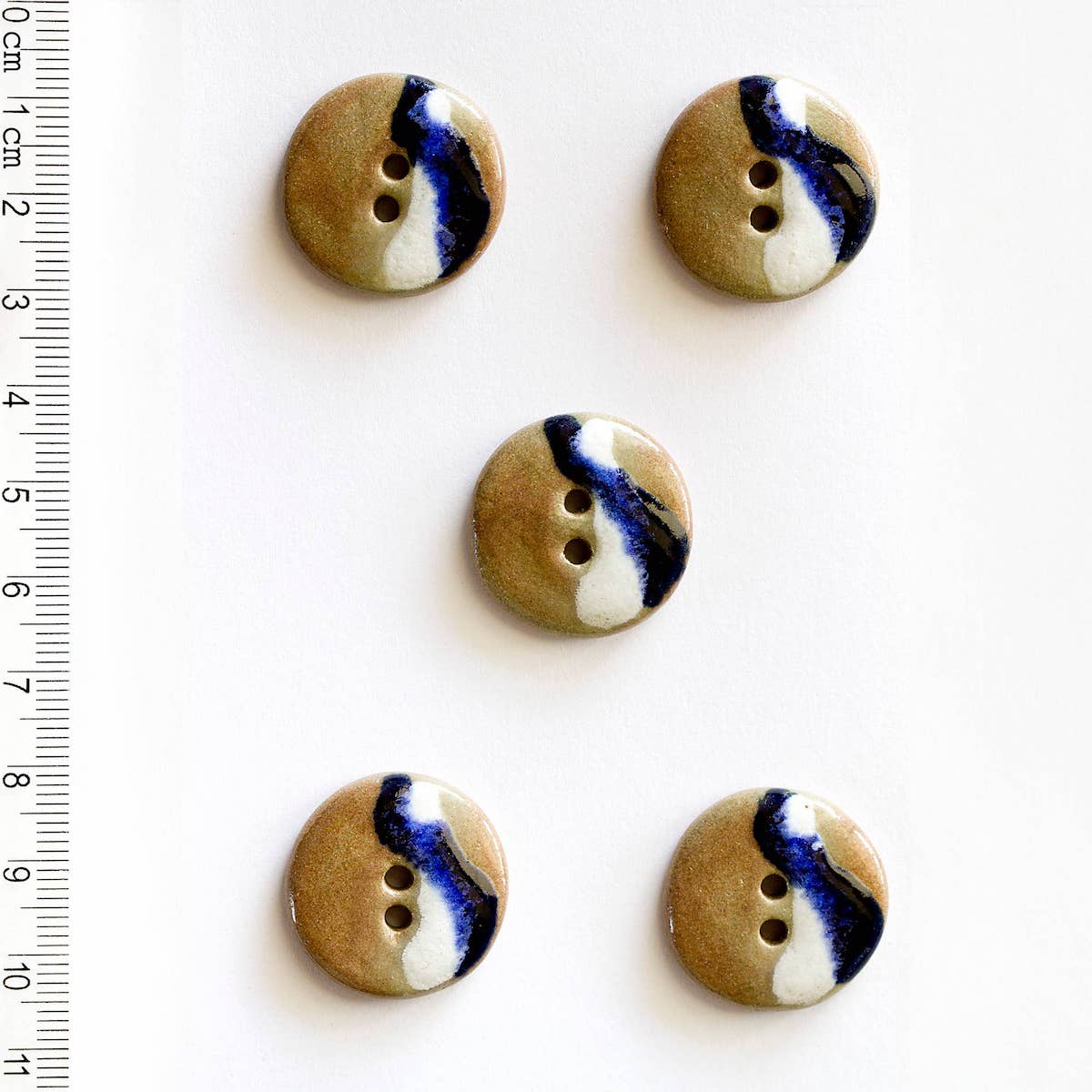 Incomparable Buttons - Klassiset napit