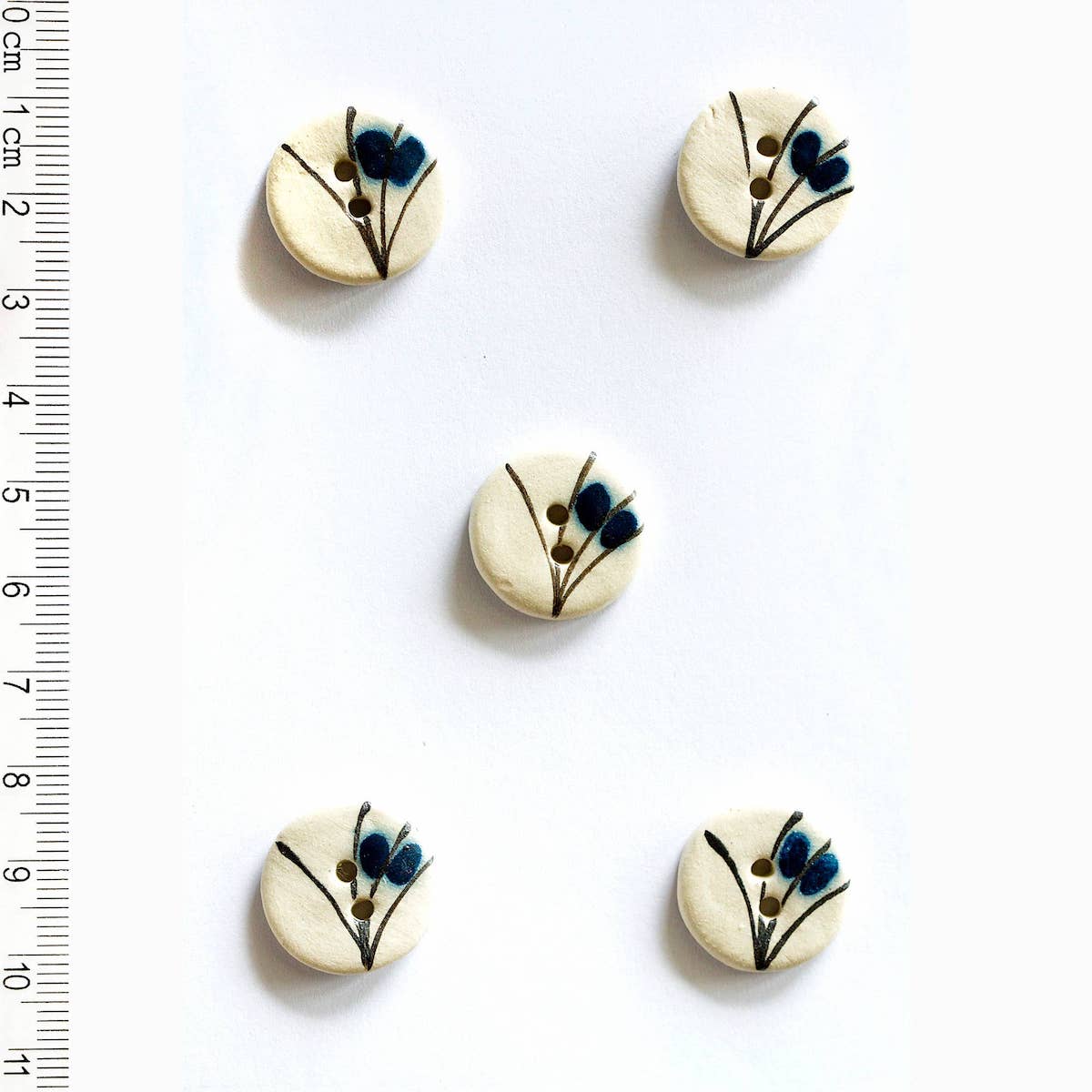 Incomparable Buttons - Siniset kukkanapit